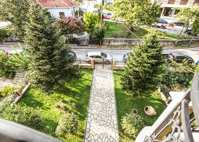 Grand View Meteora 2 *