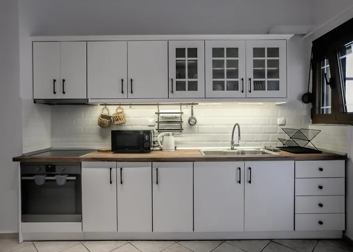 Grand View Meteora 2 *